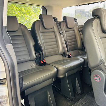 Autorent 7+1 koht Ford Transit Automaat Rent