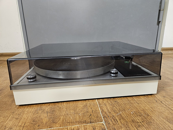 Thorens TD150 MK II 2-скоростной проигрыватель с ременным приводом