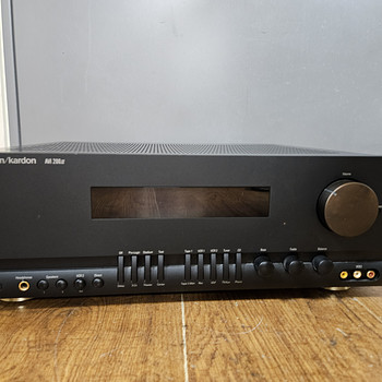 Harman Kardon AVI200 MK II HiFi Audio and Video Amplifier