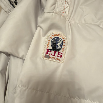 Зимняя куртка Parajumpers