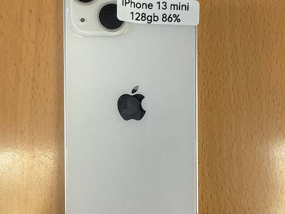 Apple iPhone 16 Pro 256Gb White Titanium в очень хорошем состоянии