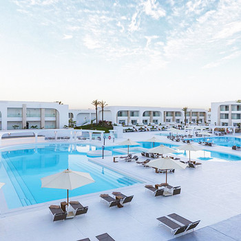 POSH CLUB WHITE HILLS RESORT BY SUNRISE