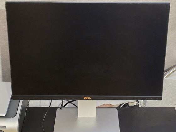 Dell UltraSharp U2415b monitor