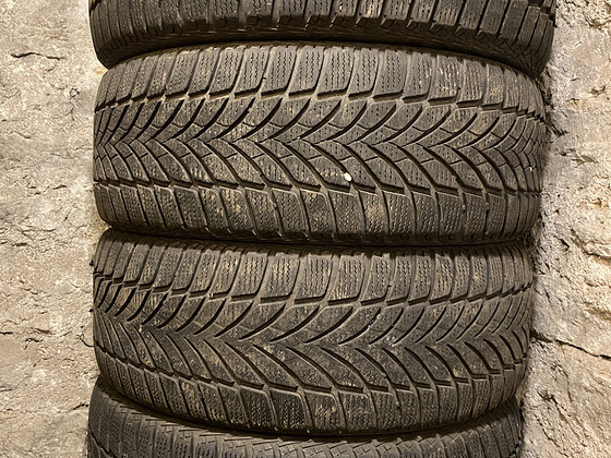205/50 17 Goodyear Ultragrip Ice 2