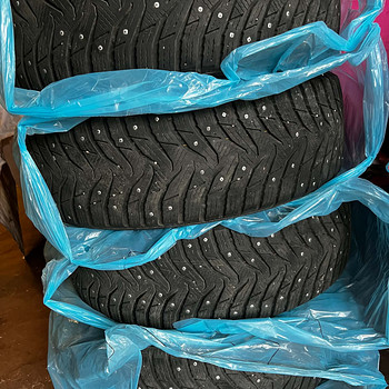 Kumho naastrehvid 225/65 r17 dot 2017 4tk