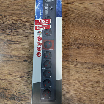Brennenstuhl Secure-Tec — liigpingekaitse, 8 pistikupesa