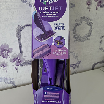 Swiffer WetJet põrandapesukomplekt – pihustiga mop