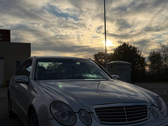 MERCEDES-BENZ E 270 CDI W211 Avantgarde 2003