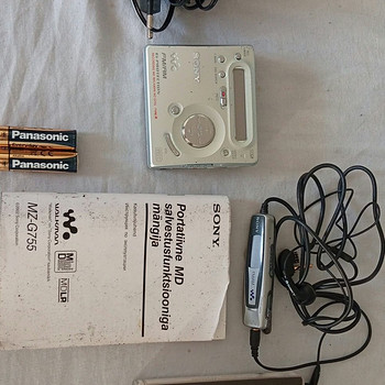 Sony walkman minidisc MZ-G755