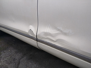 Autode kereremont keretööd värvimine ja poleerimine (4 foto / 10)