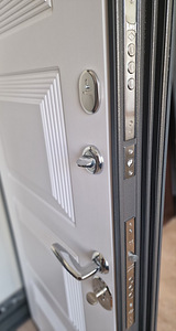 Metalliuksed (8 foto / 8)