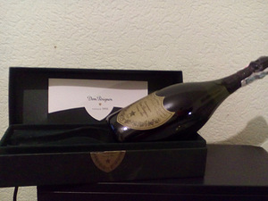 Шампанське Dom Perignon vintage 1998 год 0,75л (1 фото з 3)
