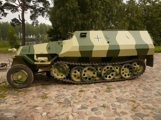 Броневик ОТ-810