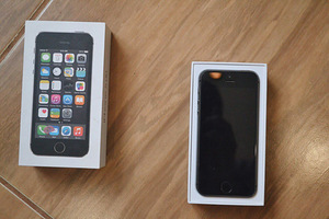 iPhone 5s (3 фото из 3)