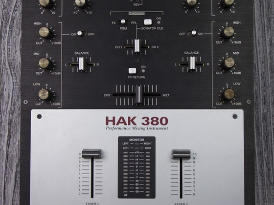 Скретчерский пульт Ecler HAK 380, новый
