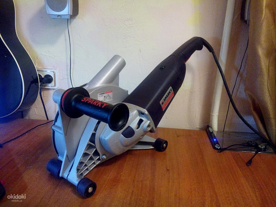 Штроборіз Sparky FK 652
