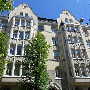 5 комнатная квартира в центре Риги
