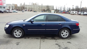 Hyundai Sonata (4 фото из 10)