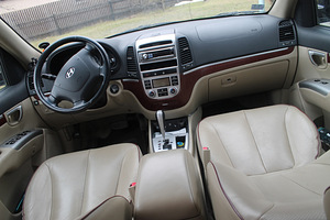 Hyundai Santa Fe (6 фото из 10)