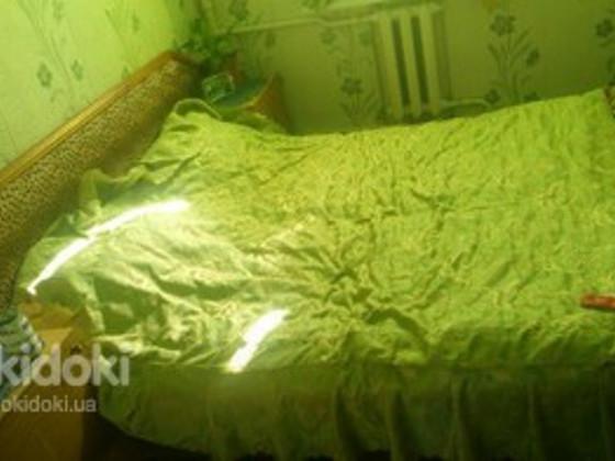 Кровать