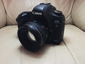 Canon 5D mark 2 (2 фото из 2)