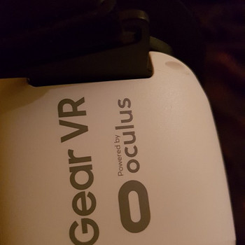 Полностью новые очки samsung Gear VR