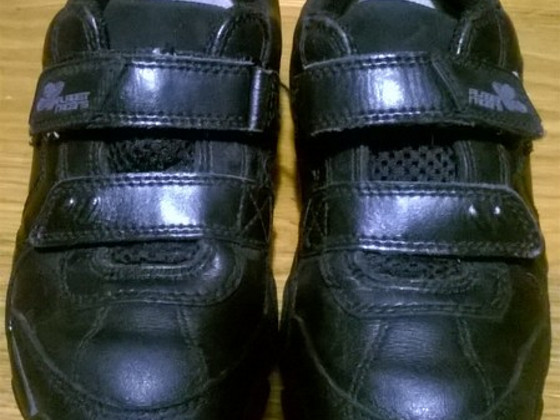Туфлі кросівки clarks