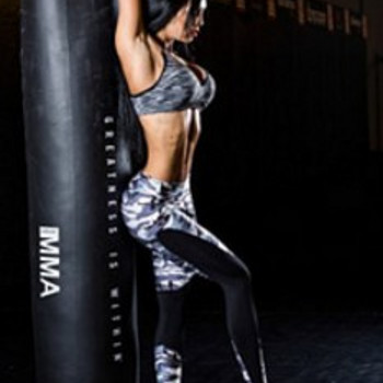 Bona Mania (Military Urban Light)