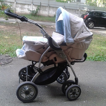 Коляска CHICCO