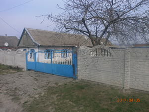 Глинобитный дом, дача, участок (1 фото из 6)