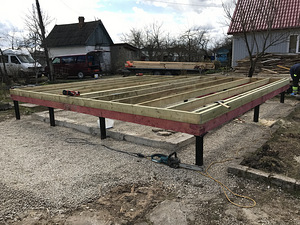 Metall kruvivaiade müük ja paigaldus vundamendi jaoks (3 foto / 6)