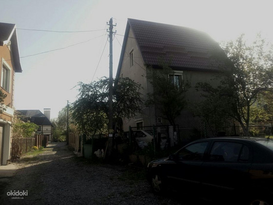 Дом на осокорках