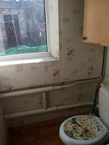Полдома район Центрального рынка (8 фото из 8)