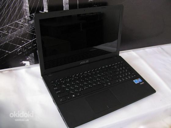 ASUS X551M Ето 4х ядерный. Состояние: 10/10