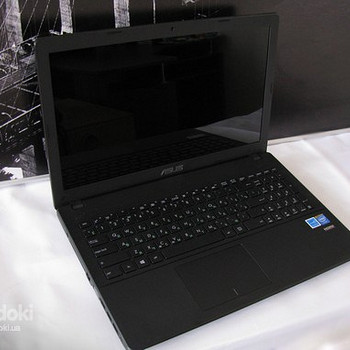 ASUS X551M Ето 4х ядерный. Состояние: 10/10