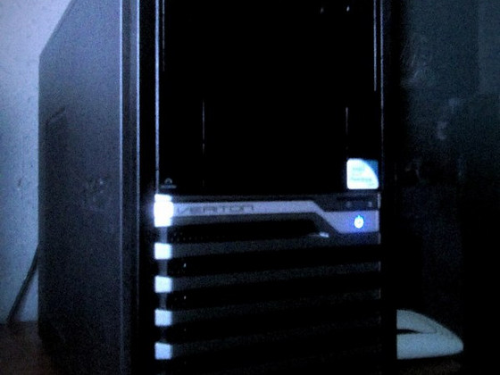 Системник четыреядерный INTEL