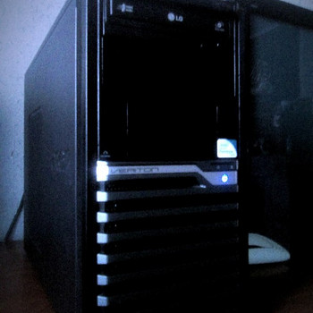 Системник четыреядерный INTEL