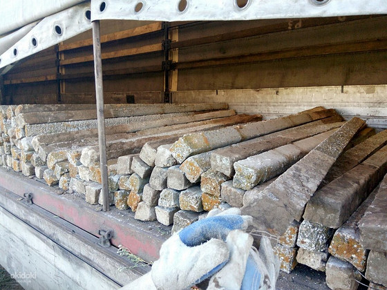Стовпчики залізобетонні для огорожі, саду, поля