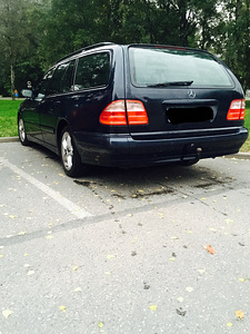 Mercedes-Benz E 240 (3 фото из 6)