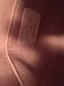 Louis Vuitton сумка (2 фото из 2)