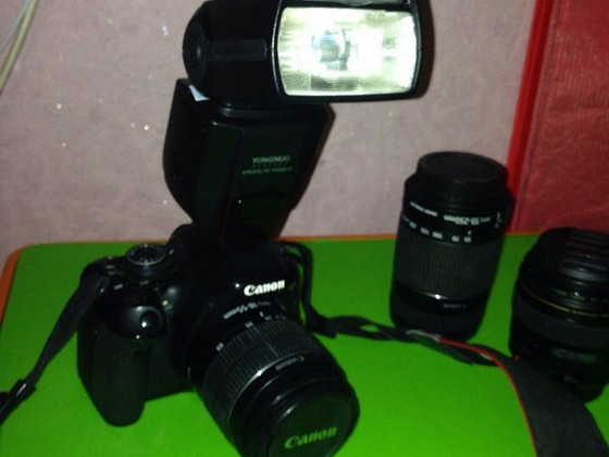 Canon 600D + сумка в подарок