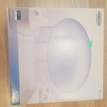 Uus lamp/valgusti poolmuidu