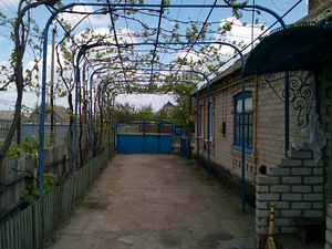 Дом (2 фото з 5)