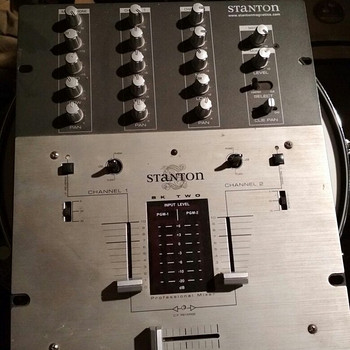 Микшерский пульт Stanton SK-2