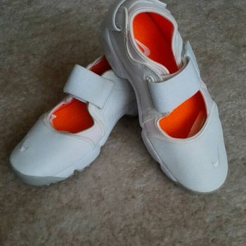 Кроссовки Nike/лимитированная линейка