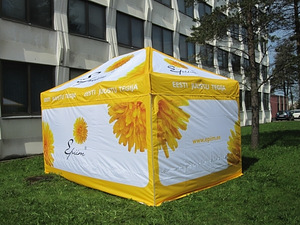 Izstāžu / dārza / pop-up / easyUP telts 2x2m (2 foto no 3)