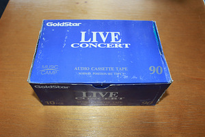 Kasutamata kiles tühi audio kassett Goldstar 90 (1 foto / 3)