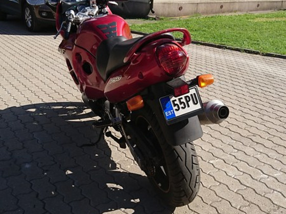 Suzuki GSX 750F