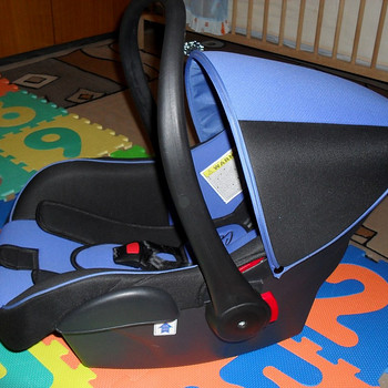 4baby turvahäll 0-13 kg