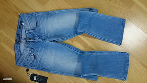 Guess новые джинсы, 25 (1 фото из 2)